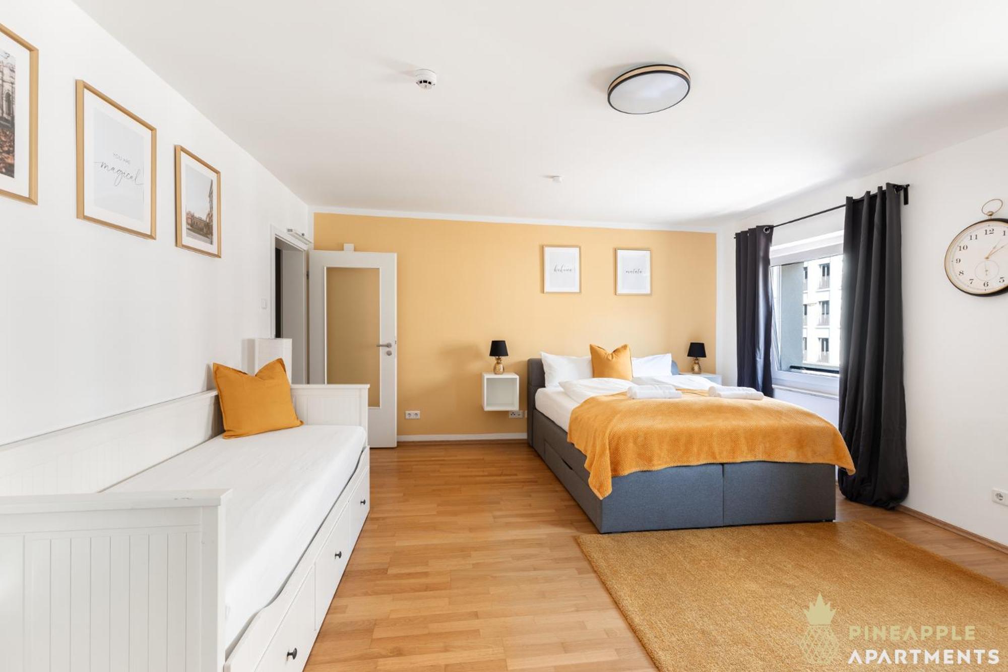 Pineapple Apartments Studio-Apartment Am Zwinger Дрезден Екстериор снимка